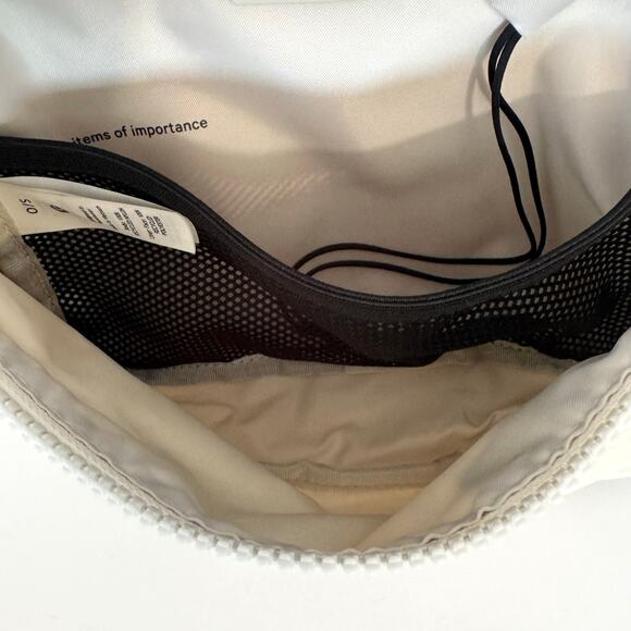 Lululemon Clean Lines Nylon Belt Bag 2L in White Opal - Picture 9 of 12